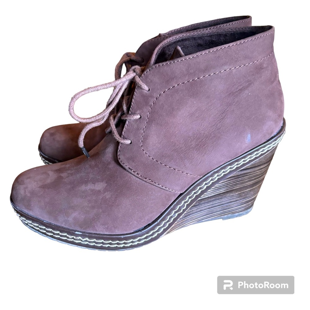 Dr. Scholl’s Wedge Booties Women’s Size 6 Dark Brown Suede Lace Up
